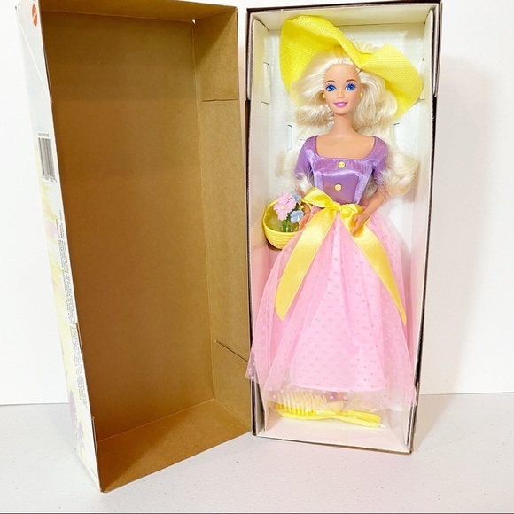 NEW Spring Blossom Barbie Doll 15201 Mattel